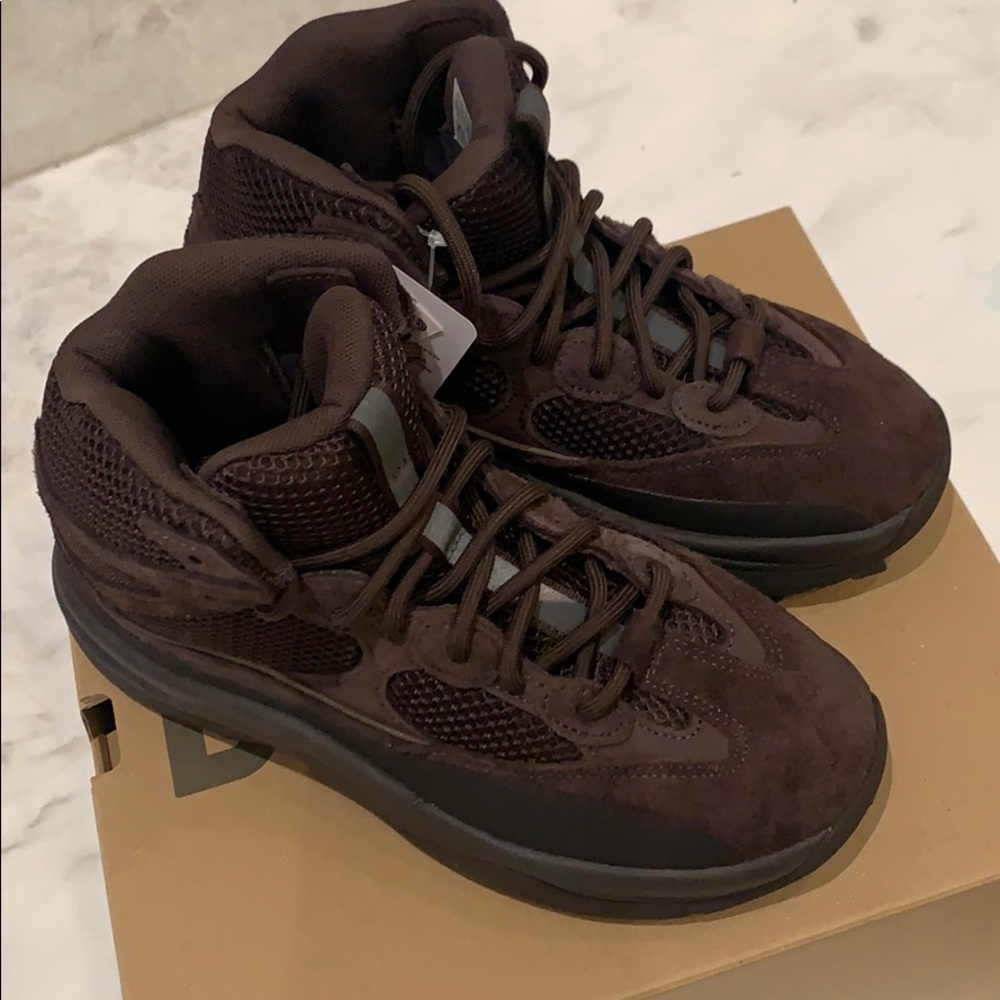 Yeezy Dsrt Boots